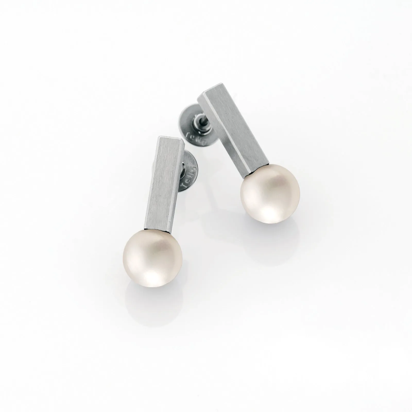 039.20pw01 TeNo Stainless Steel Earrings