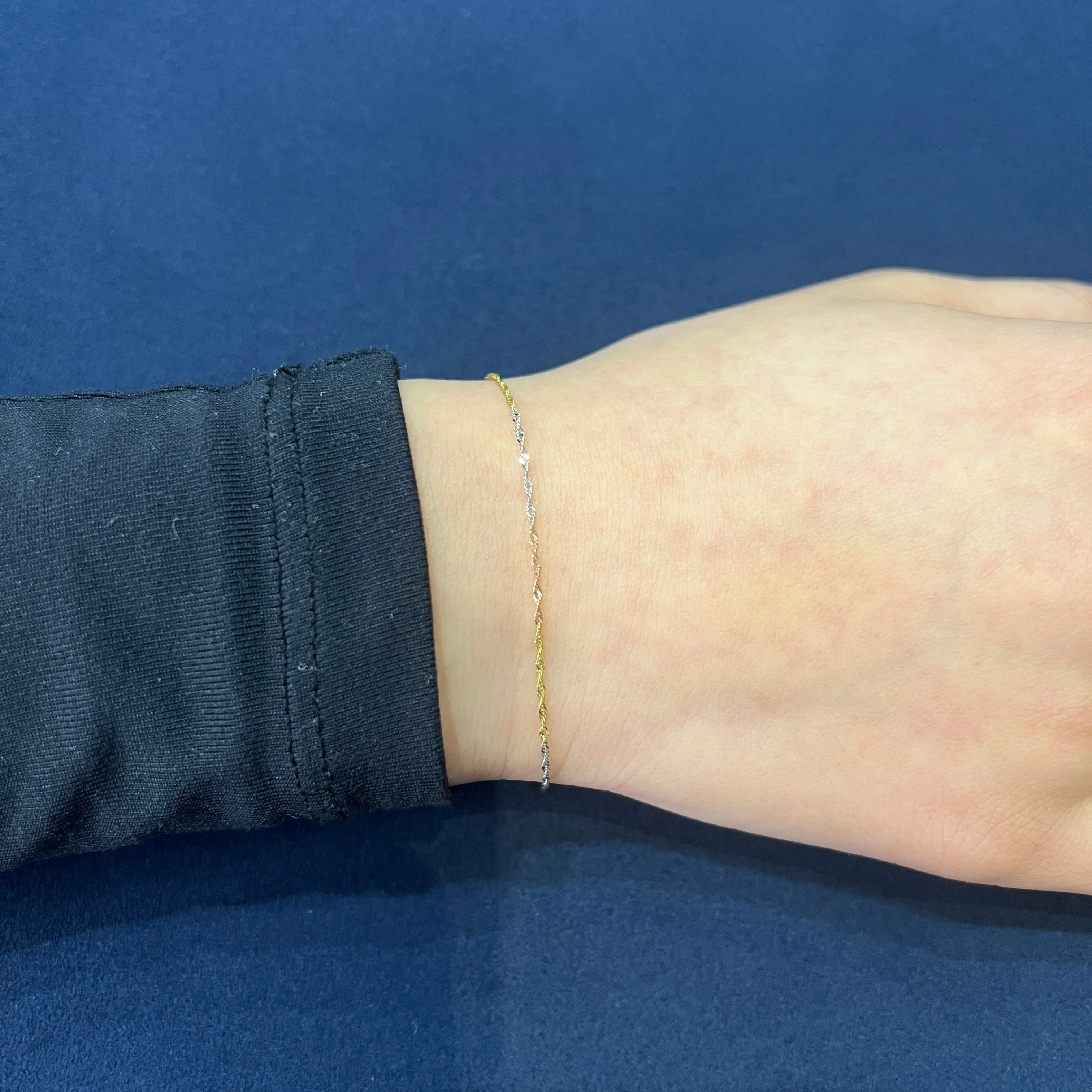 10K Yellow, White and Rose Gold (1.0mm) Singapore Bracelet 7.5"