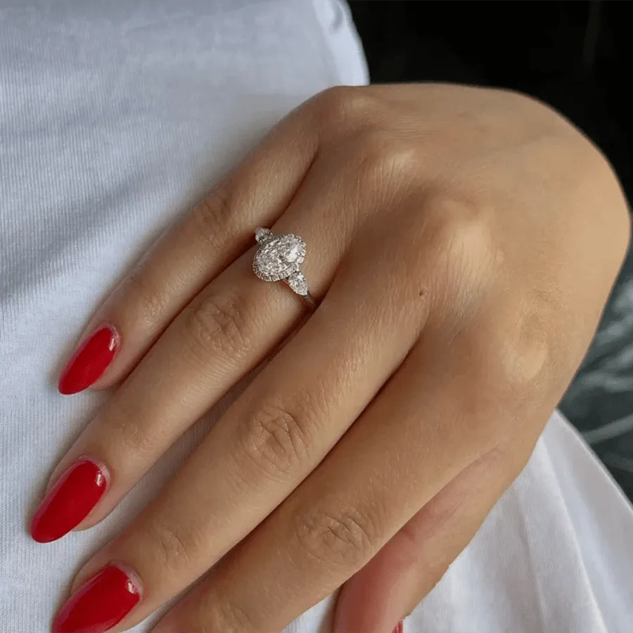 14k White Gold 1.0 Ct Oval Cut CVD Lab Diamond Engagement Ring
