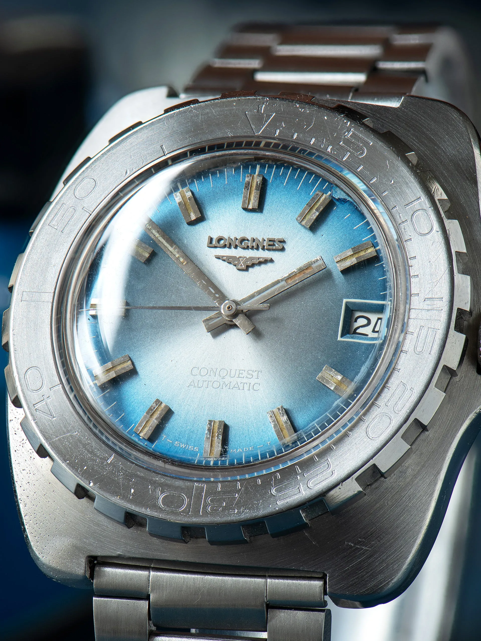 1974 Longines Conquest (Ref. 1542-1) Blue "Fume" Dial