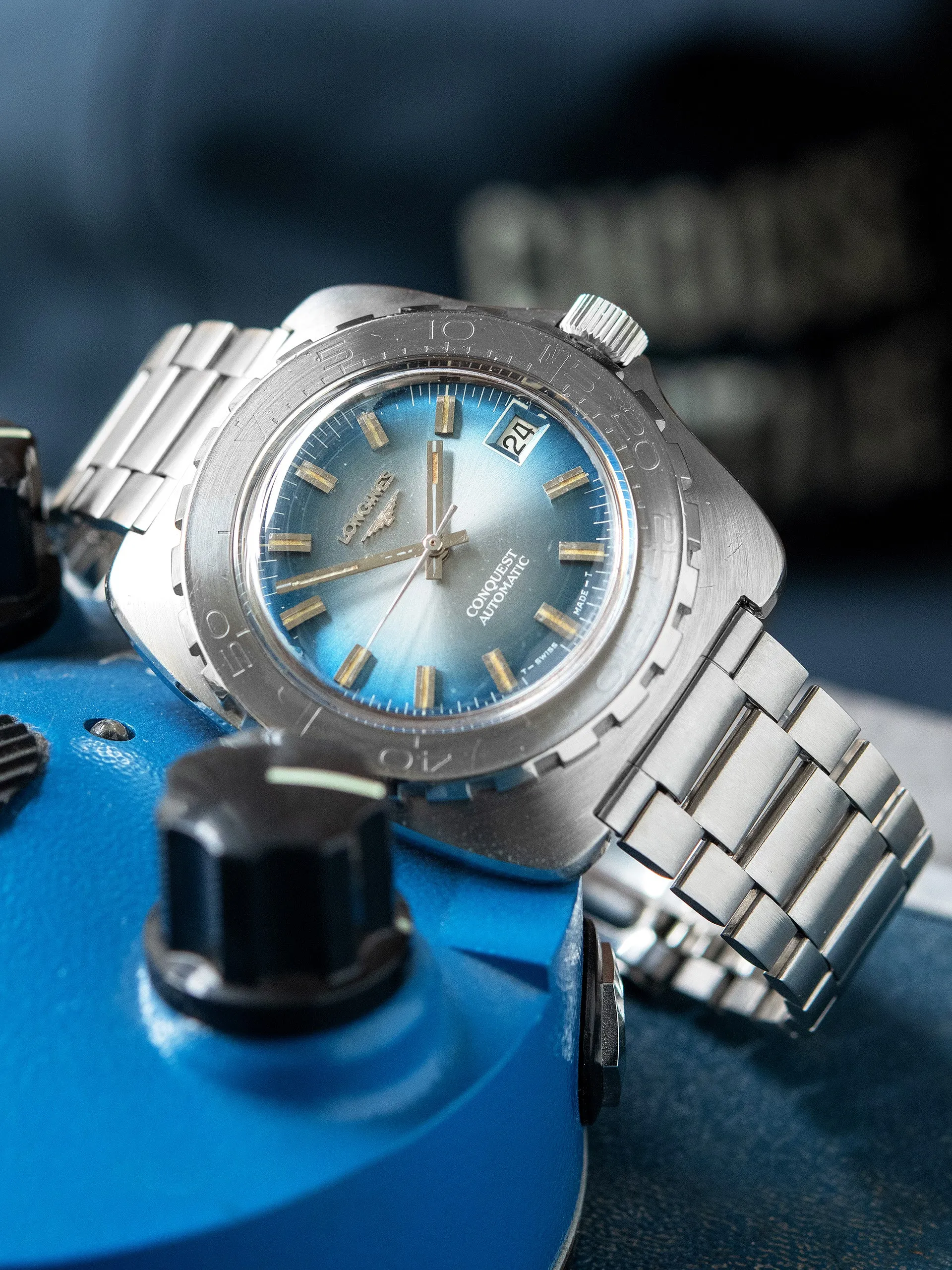 1974 Longines Conquest (Ref. 1542-1) Blue "Fume" Dial
