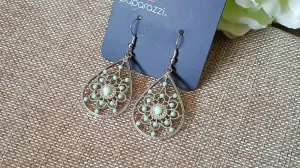 A Flair For Fabulous - Green