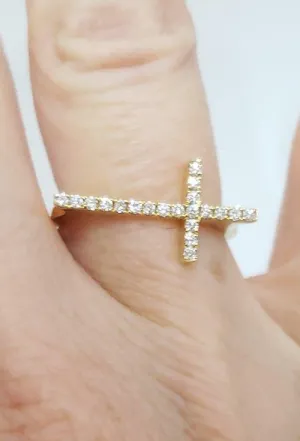 Afarin Collection 18k Yellow Gold .16ct VS/G Diamond Sideways Cross Ring