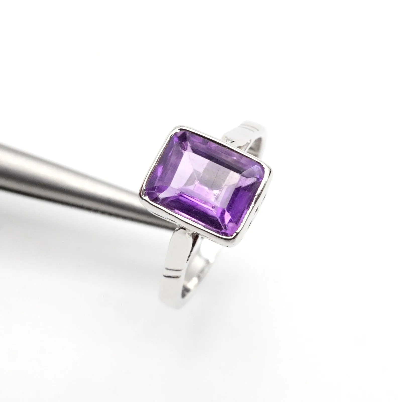 AMETHYST RING