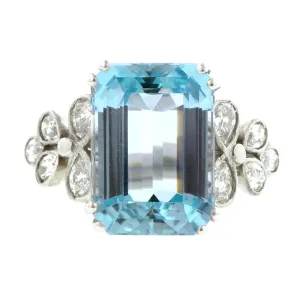 Aquamarine & Diamond Ring