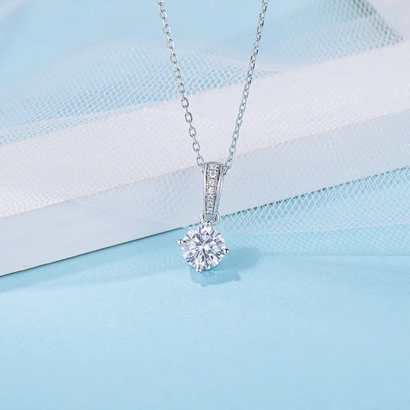 Brilliant Round Cut Moissanite Diamond Stud Earrings Necklace Sets