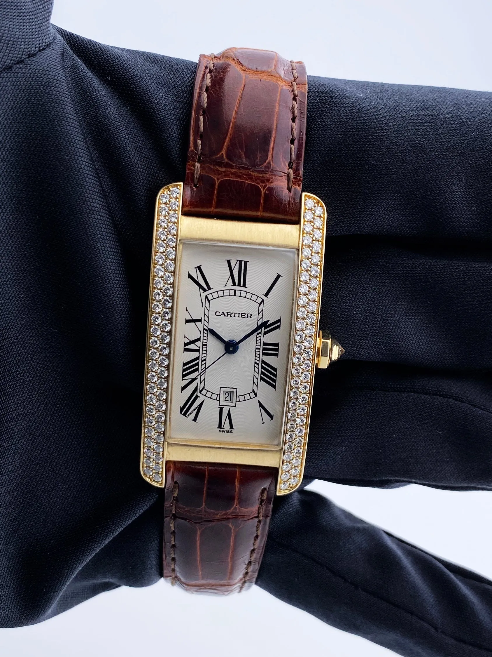Cartier Tank Americaine 2483 Diamond Yellow Gold  Ladies Watch Box Papers
