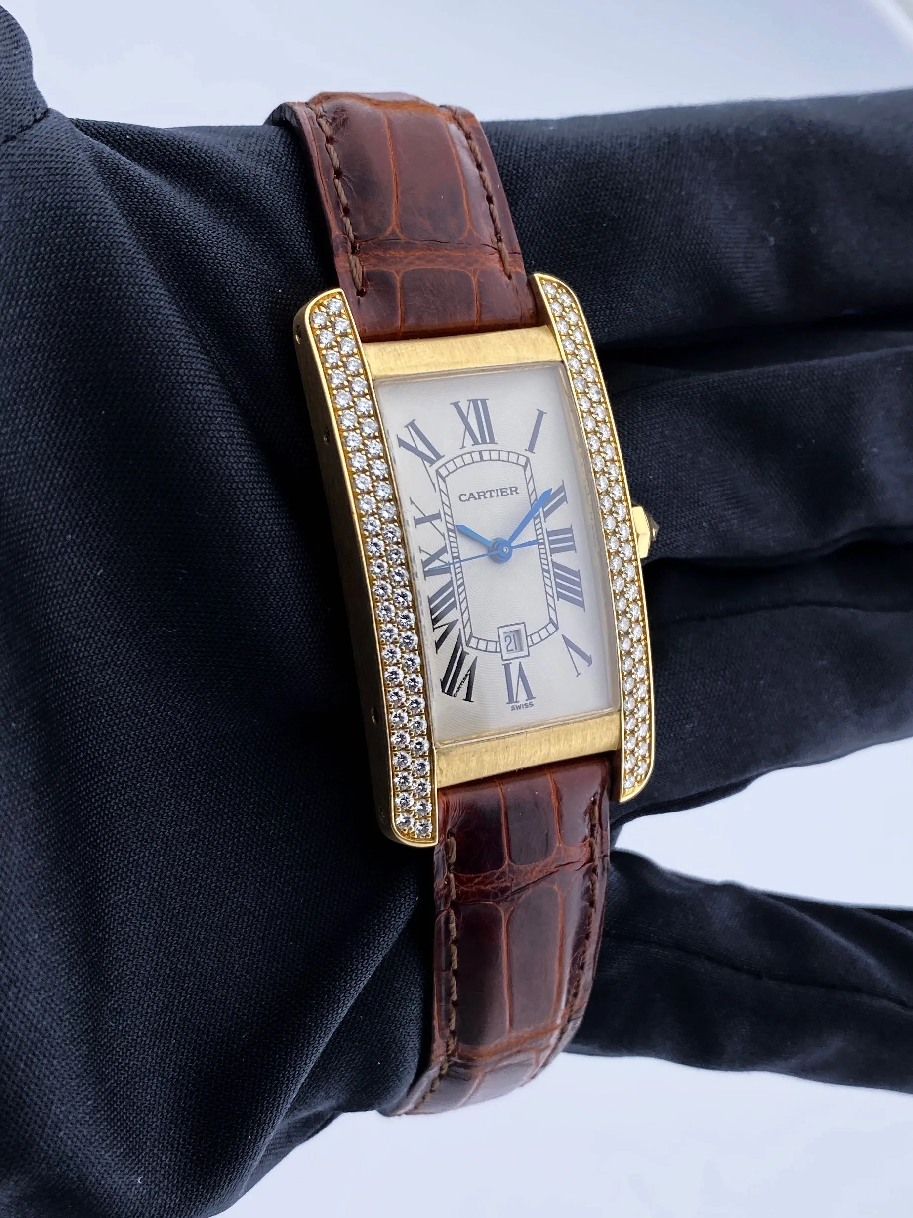 Cartier Tank Americaine 2483 Diamond Yellow Gold  Ladies Watch Box Papers