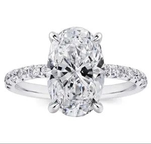 Classic Oval-cut Diamond White Gold Engagement Ring