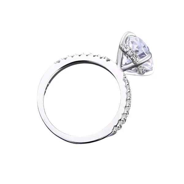 Classic Oval-cut Diamond White Gold Engagement Ring