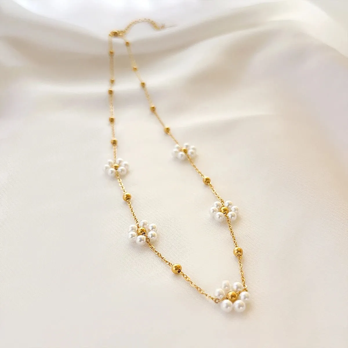 Dainty Daisy Necklace & Bracelets