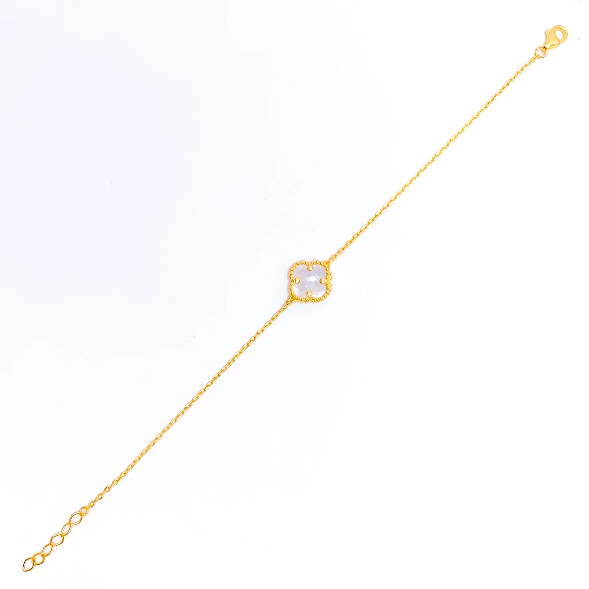 Dainty Delicate 21k Gold Clover Bracelet