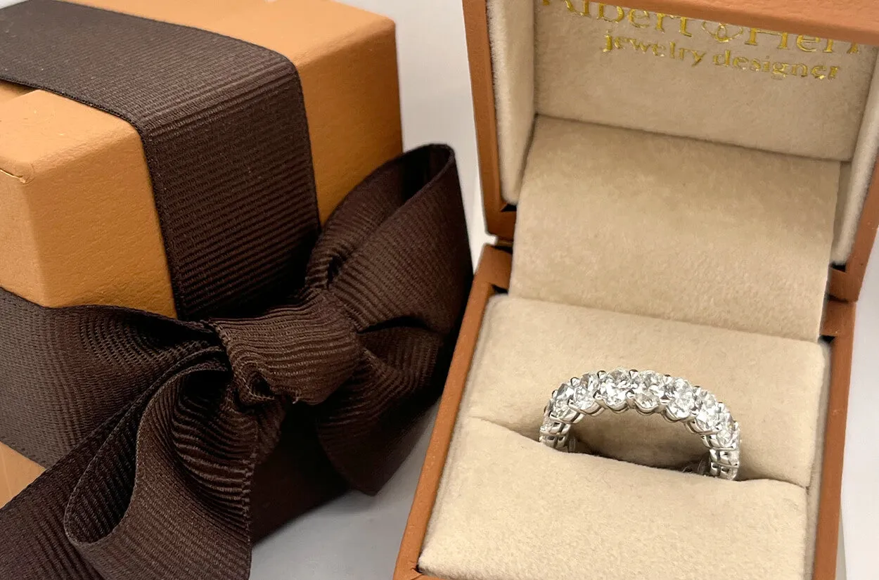 Eternity Ring 4.54 cts Oval Cut Diamonds & Platinum