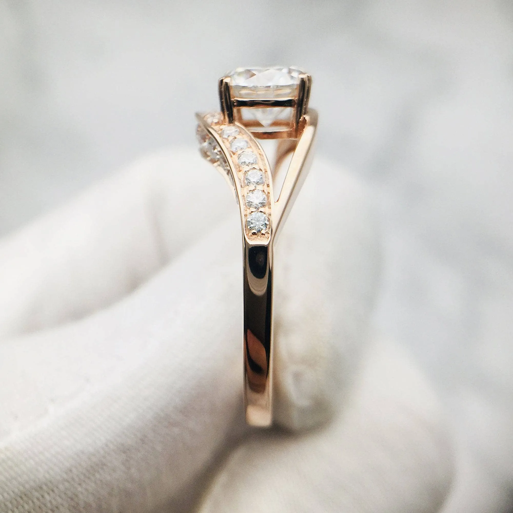 Forever One 18K Round Cut Diamond Engagement Ring