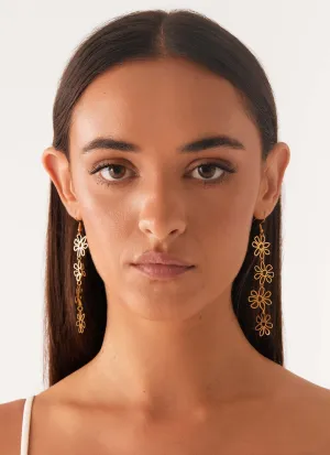 Gardenia Flower Earrings - Gold