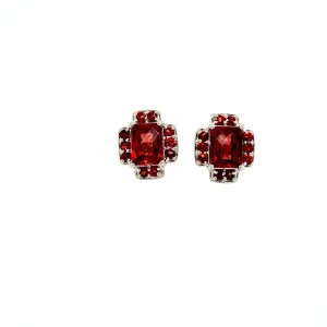 Garnet Earring in .925 Sterling Silver - KST 50193