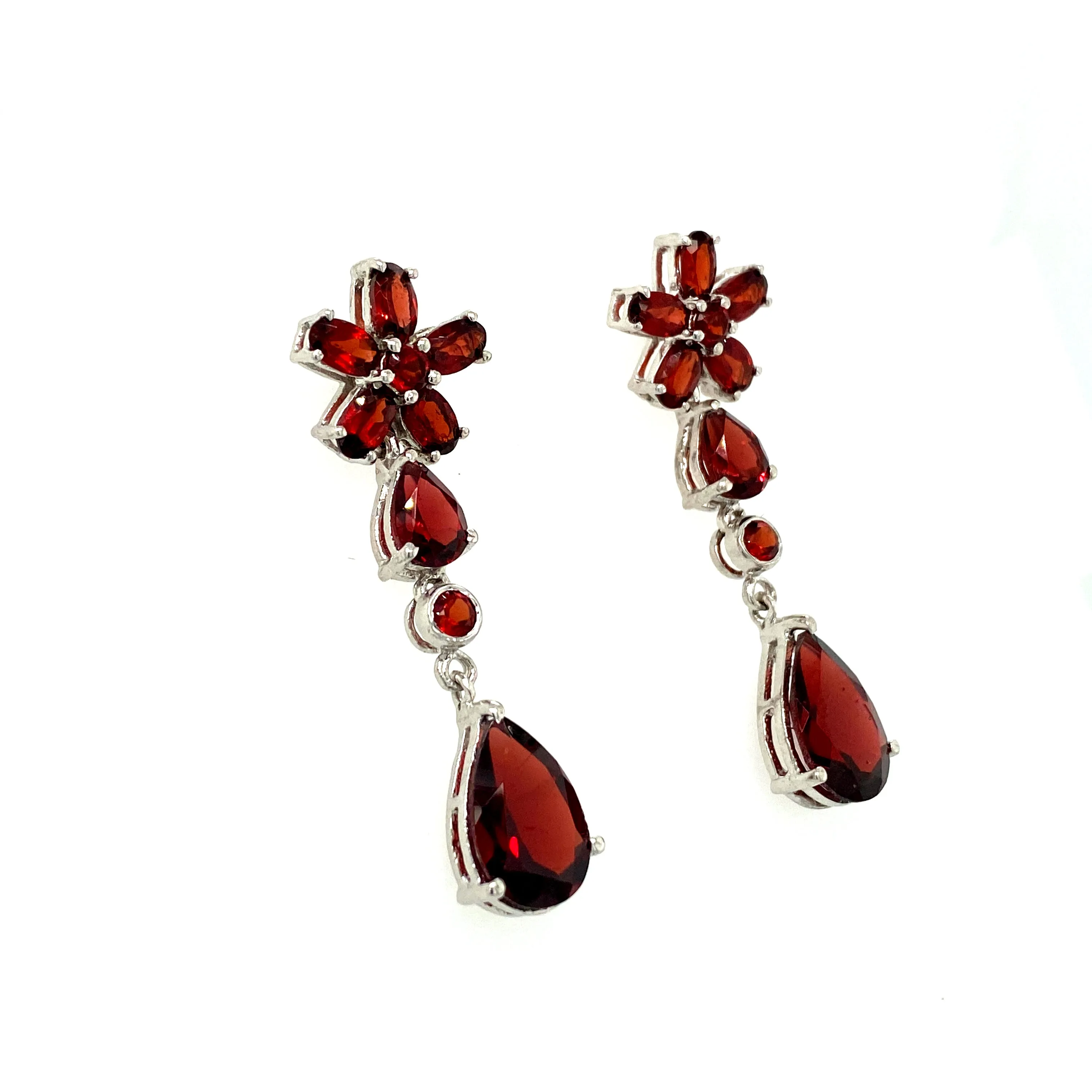 Garnet Earring in .925 Sterling Silver - KST 51767