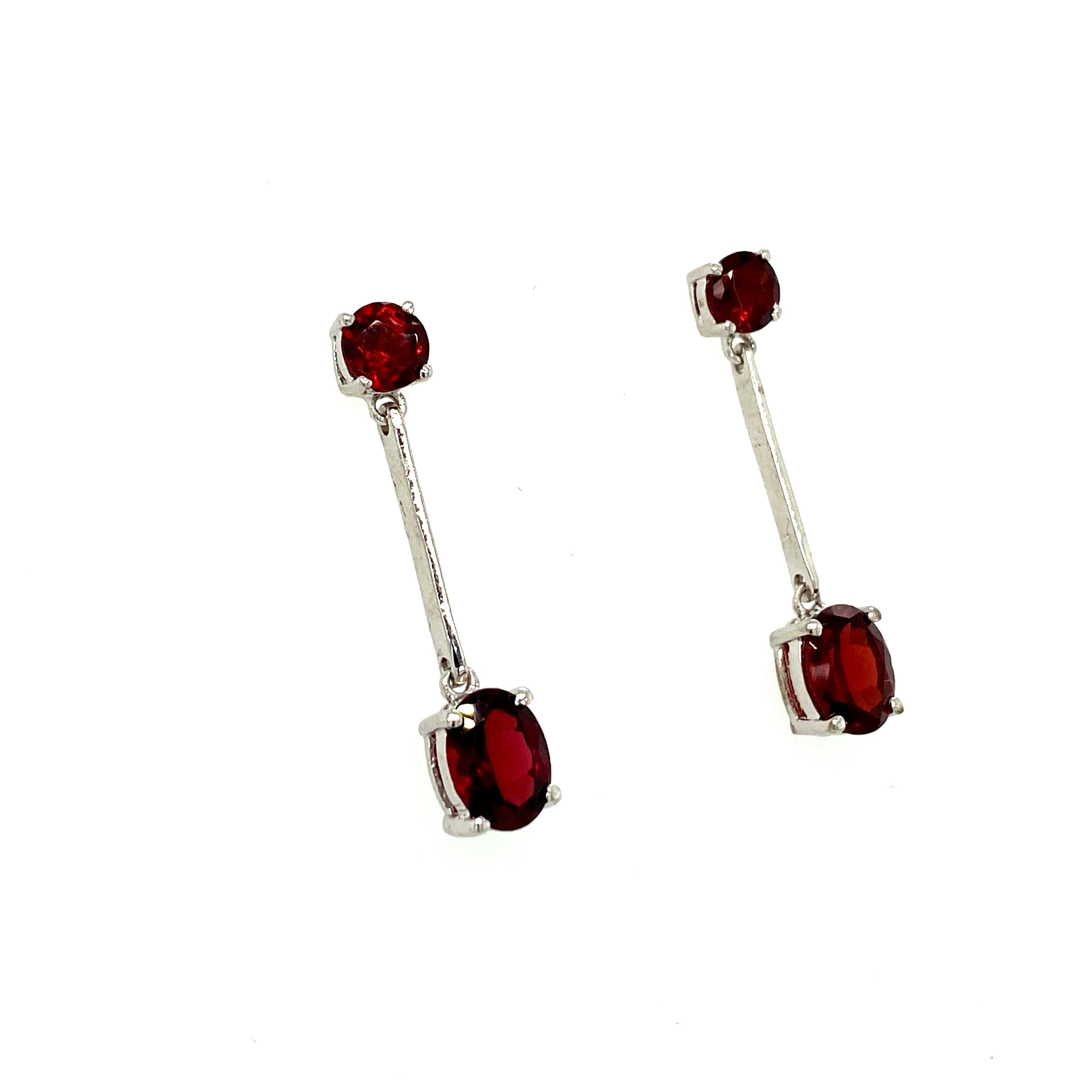 Garnet Earring in .925 Sterling Silver - KST 56464