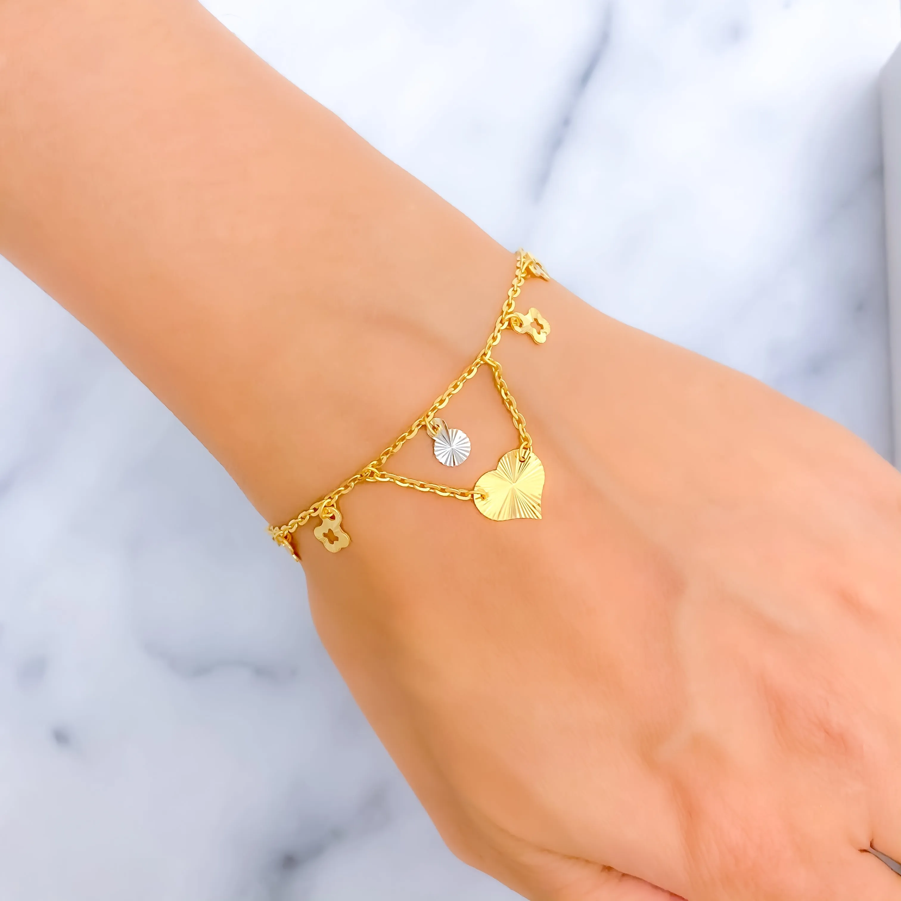 Gorgeous Heart 22K Gold Charm Bracelet
