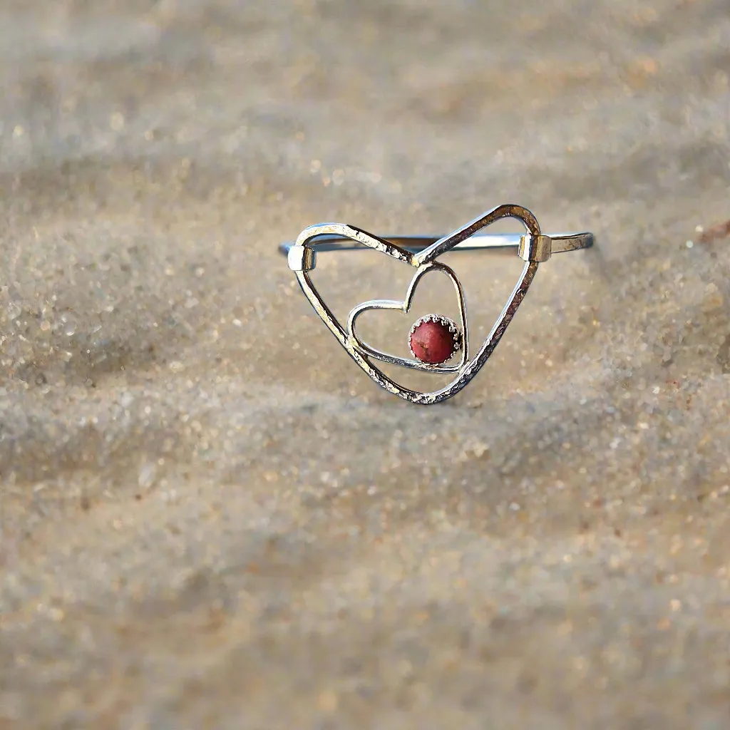 Handmade Sterling Silver Hammered Texture Bracelet with Heart-Shaped Clasp & 10mm Gemstone – Chic Boho