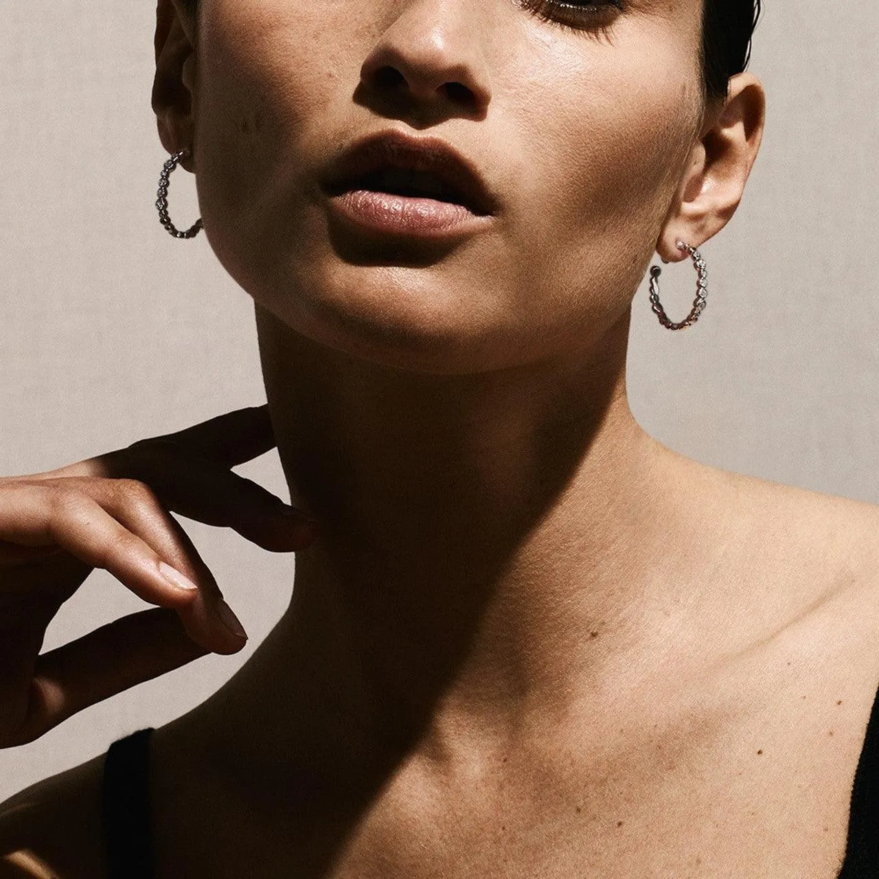 Hoops in Sterling Silver with Diamonds