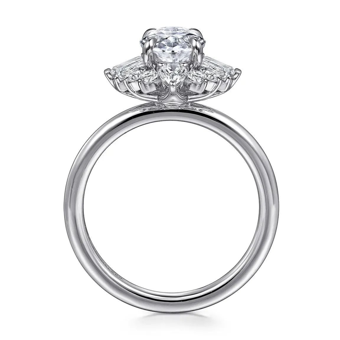 Intricate Oval Halo Diamond Engagement Ring Mounting