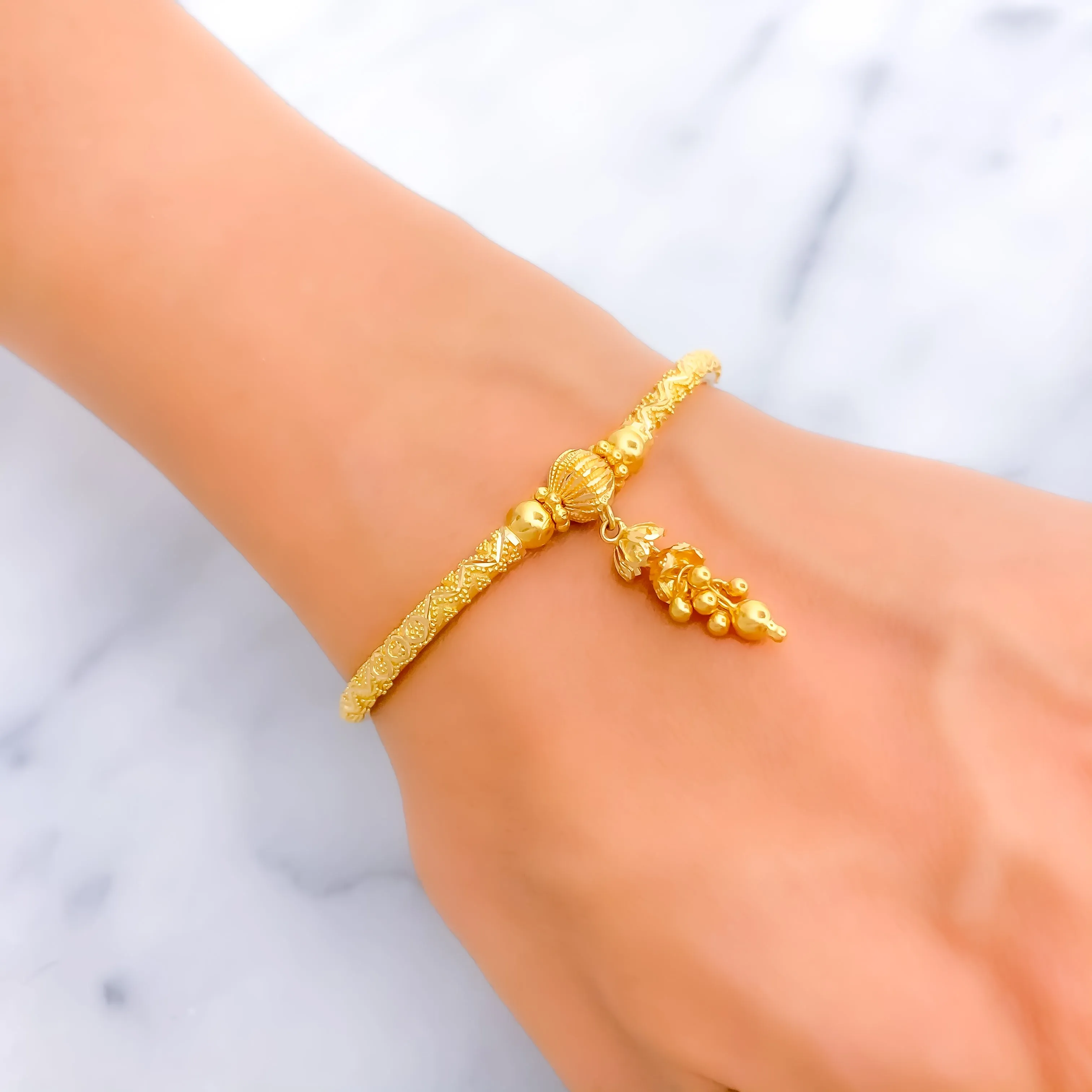 Jazzy Chic 22k Gold Bracelet