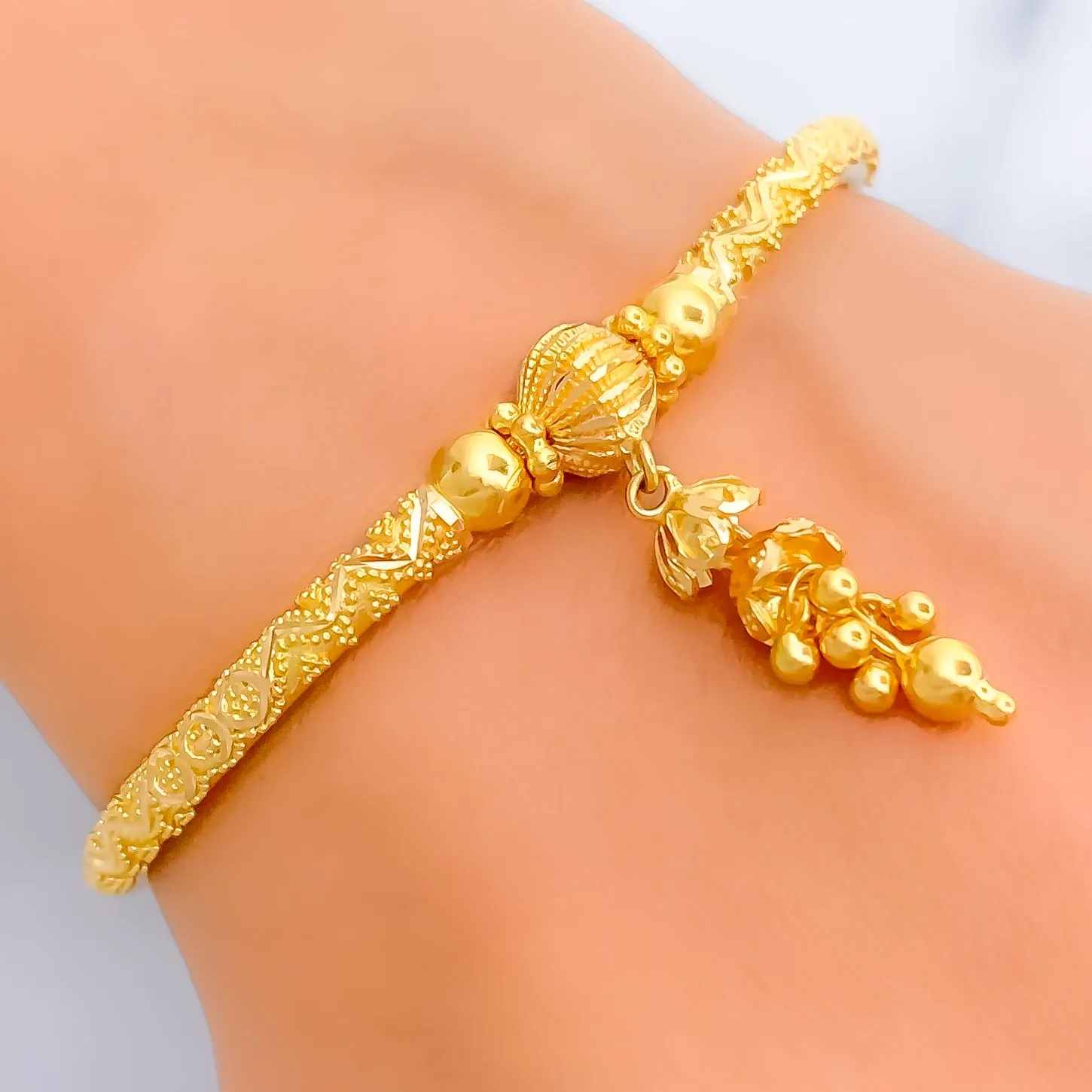 Jazzy Chic 22k Gold Bracelet
