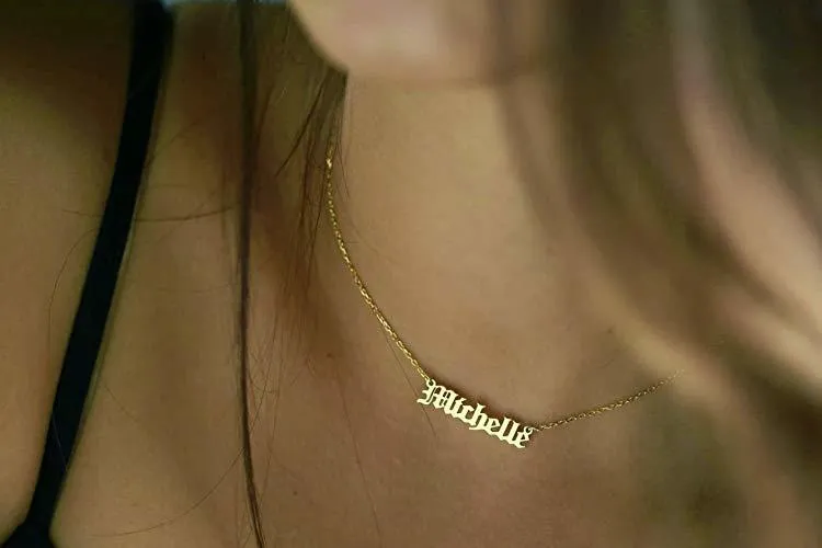 [JBD Exclusive] Old English Name Necklace