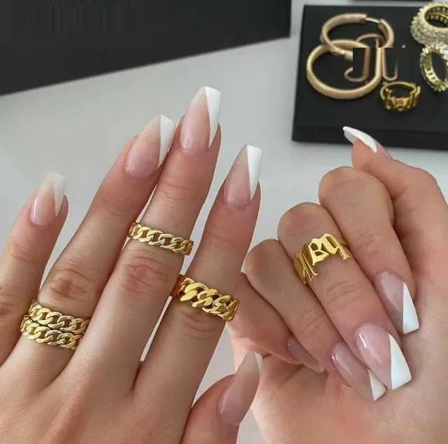 Kendra Ring