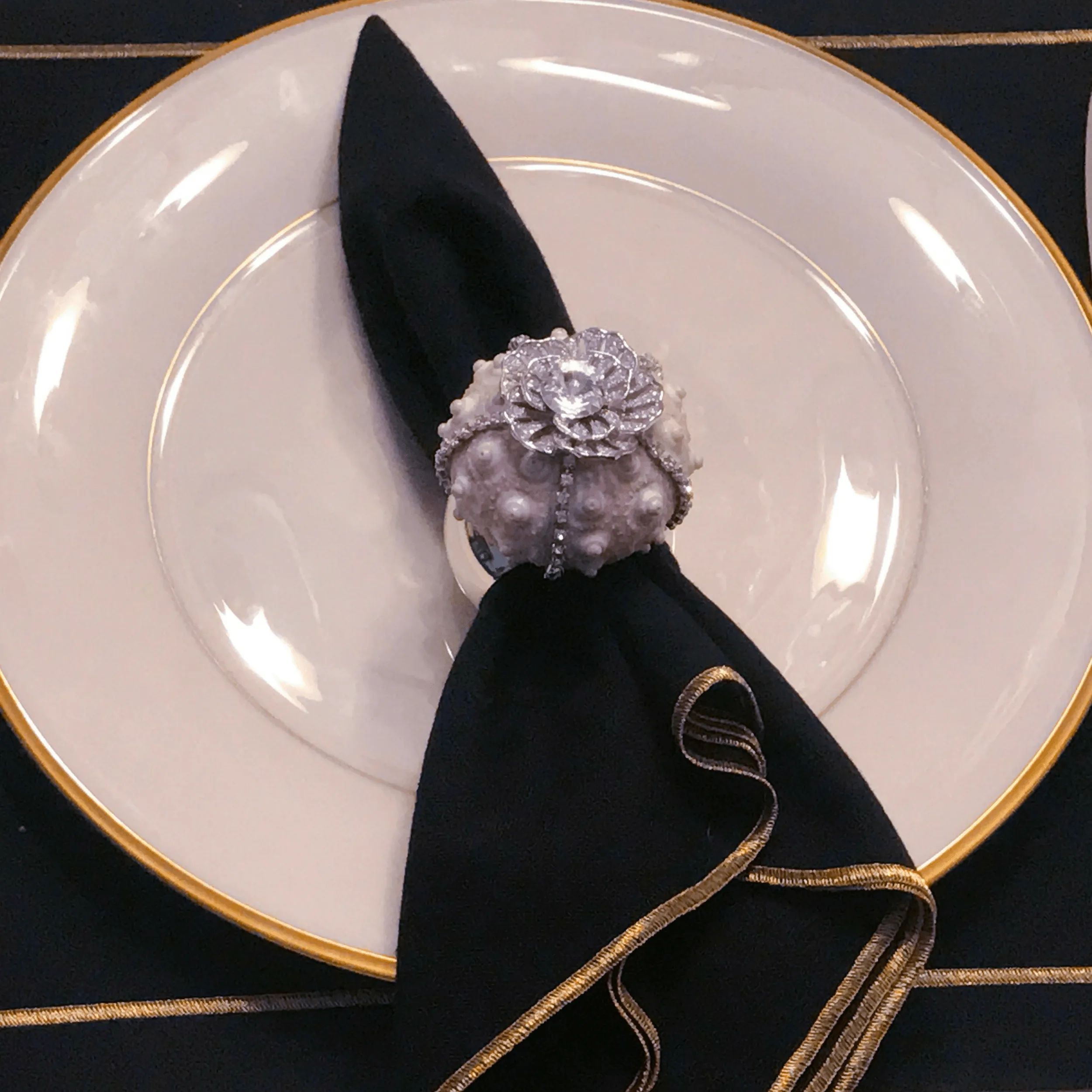 Knobby Sea Urchin Napkin Ring Featuring Premium © Crystal / Set of 4