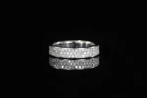 LADIES WHITE GOLD DIAMOND INLAY RING