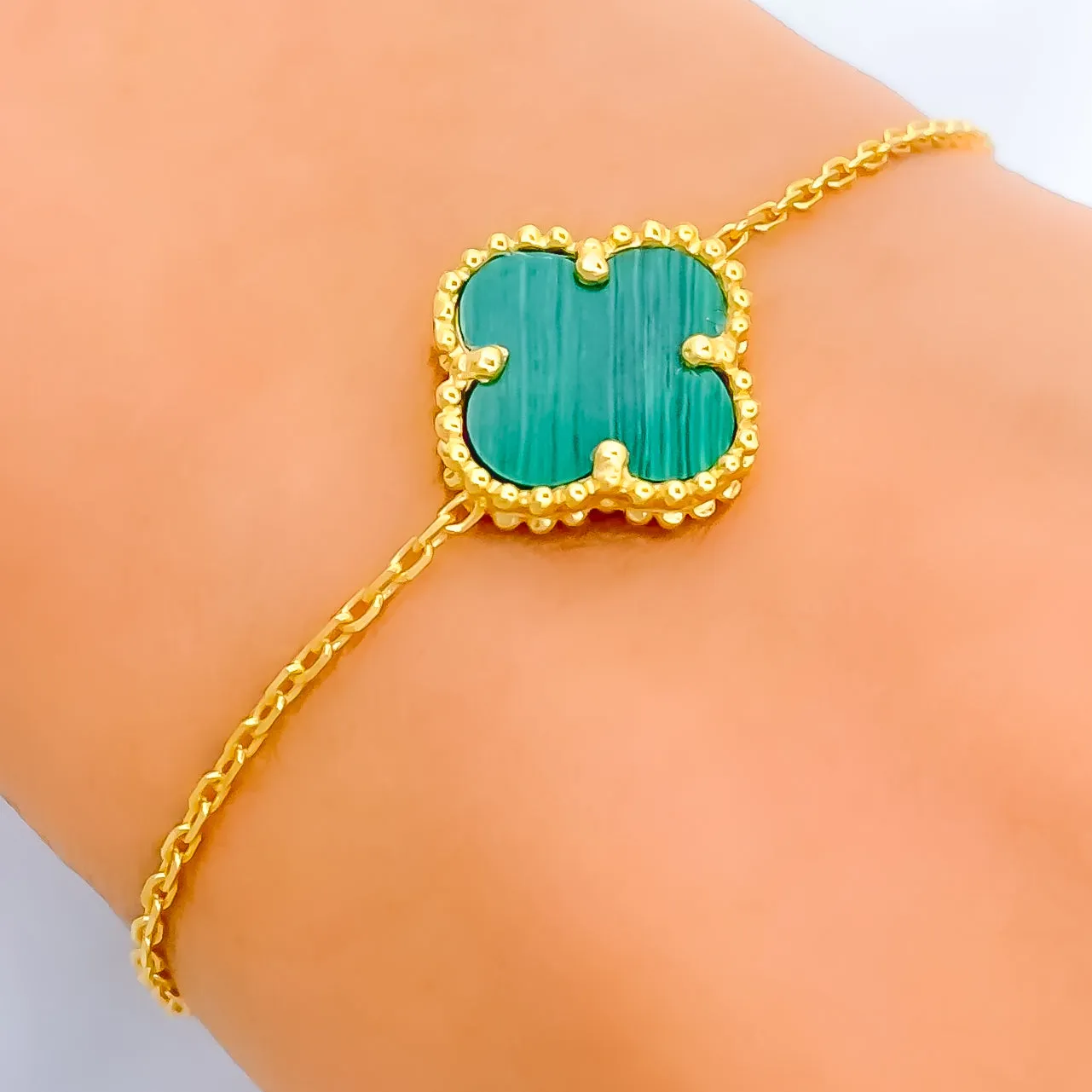 Lovely Vibrant 21k Gold Clover Bracelet