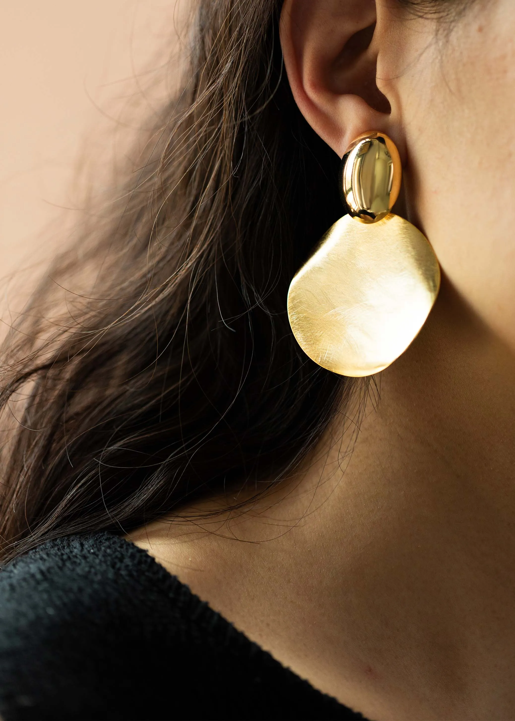 Moonlit Gaze Earrings