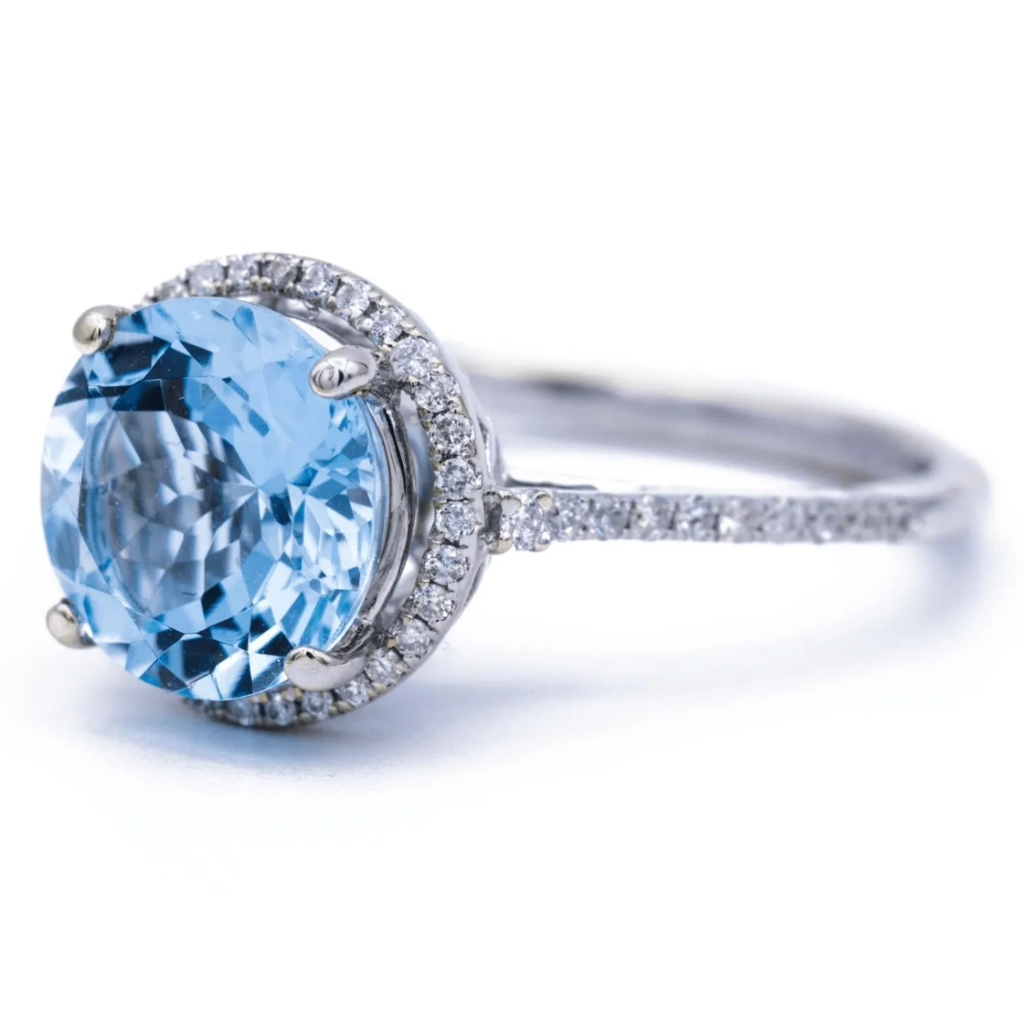 Natural Faceted Round AquaMarine 14k Solid White Gold with Diamond Shoulders and Halo Basket Setting 2.5 Carat Total Weight