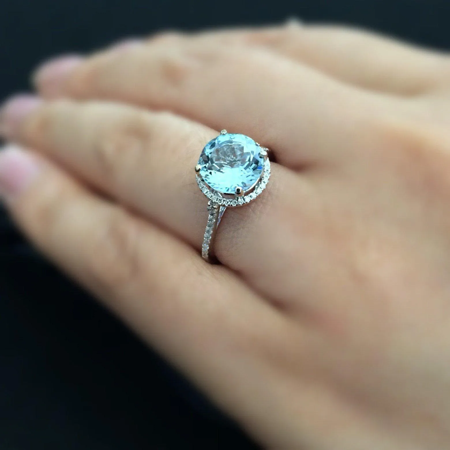 Natural Faceted Round AquaMarine 14k Solid White Gold with Diamond Shoulders and Halo Basket Setting 2.5 Carat Total Weight