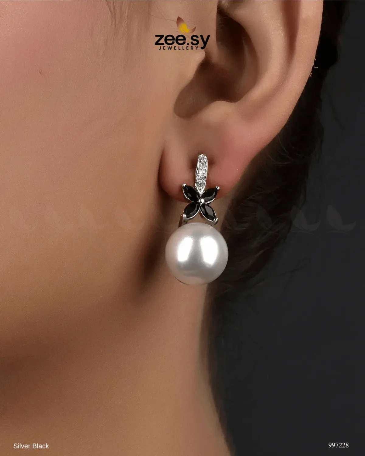 Nizha Earrings