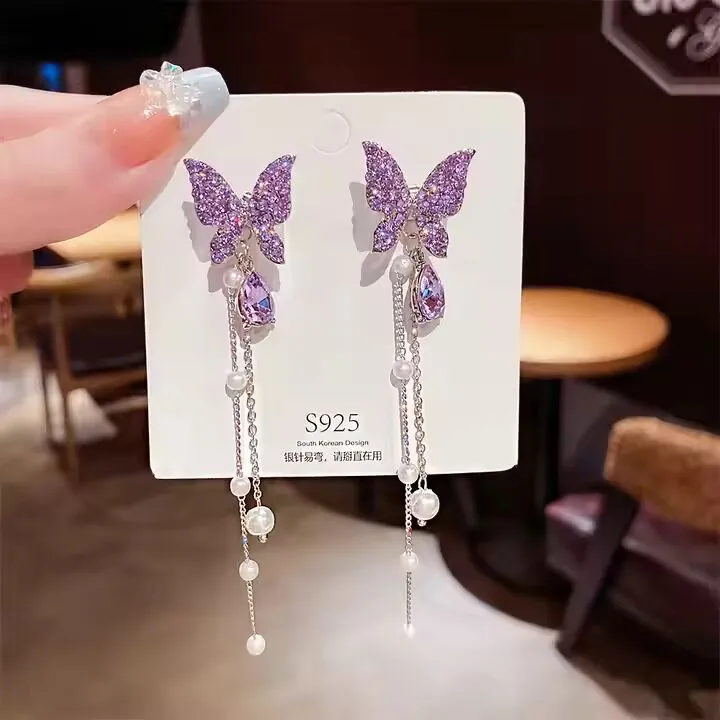 Preffers® Butterfly Shape Earrings – Elegant & Whimsical Design