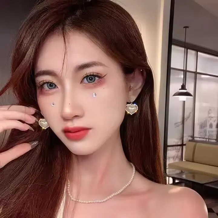Preffers® Heart with Pearl & Diamond Earrings – Romantic & Sparkling