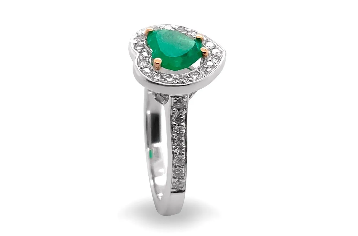 Ring 18kt Gold Emerald Heart & Diamonds