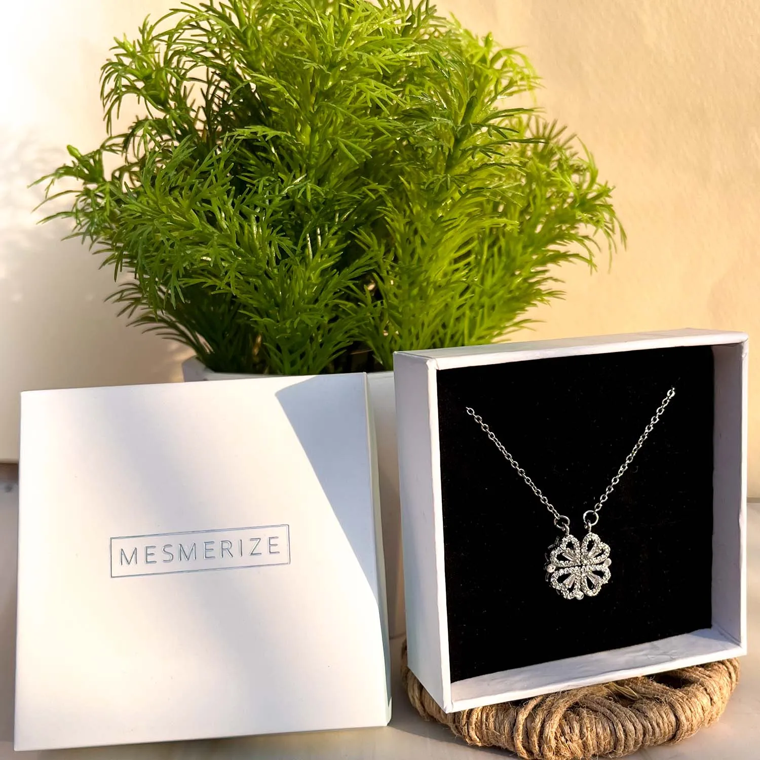 Rotating Rose Preserved Rose Jewellery Box With Necklaces