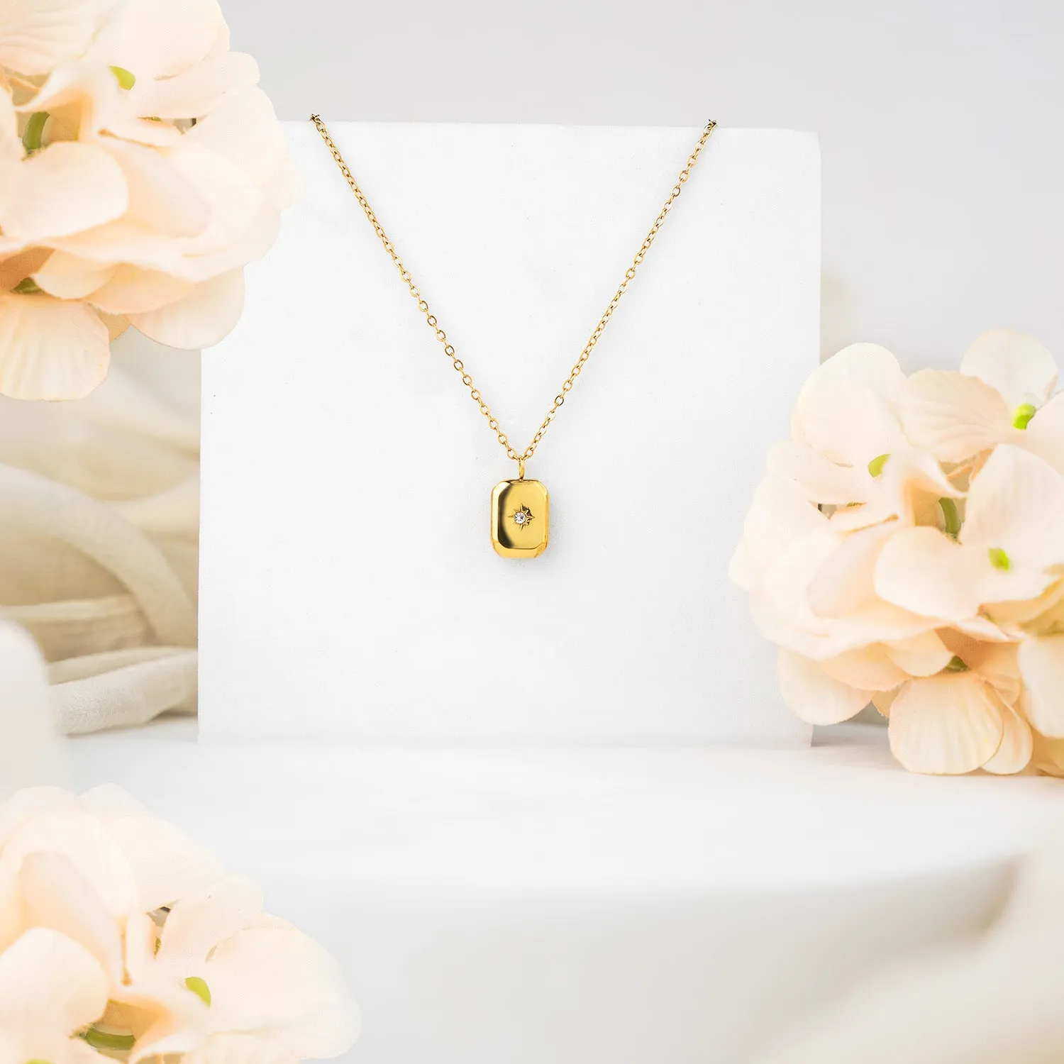 Rotating Rose Preserved Rose Jewellery Box With Necklaces