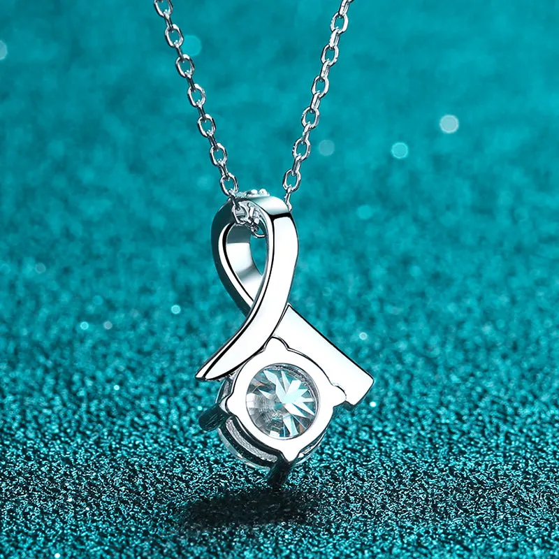 Round Cut Moissanite Diamond Pendant Necklace