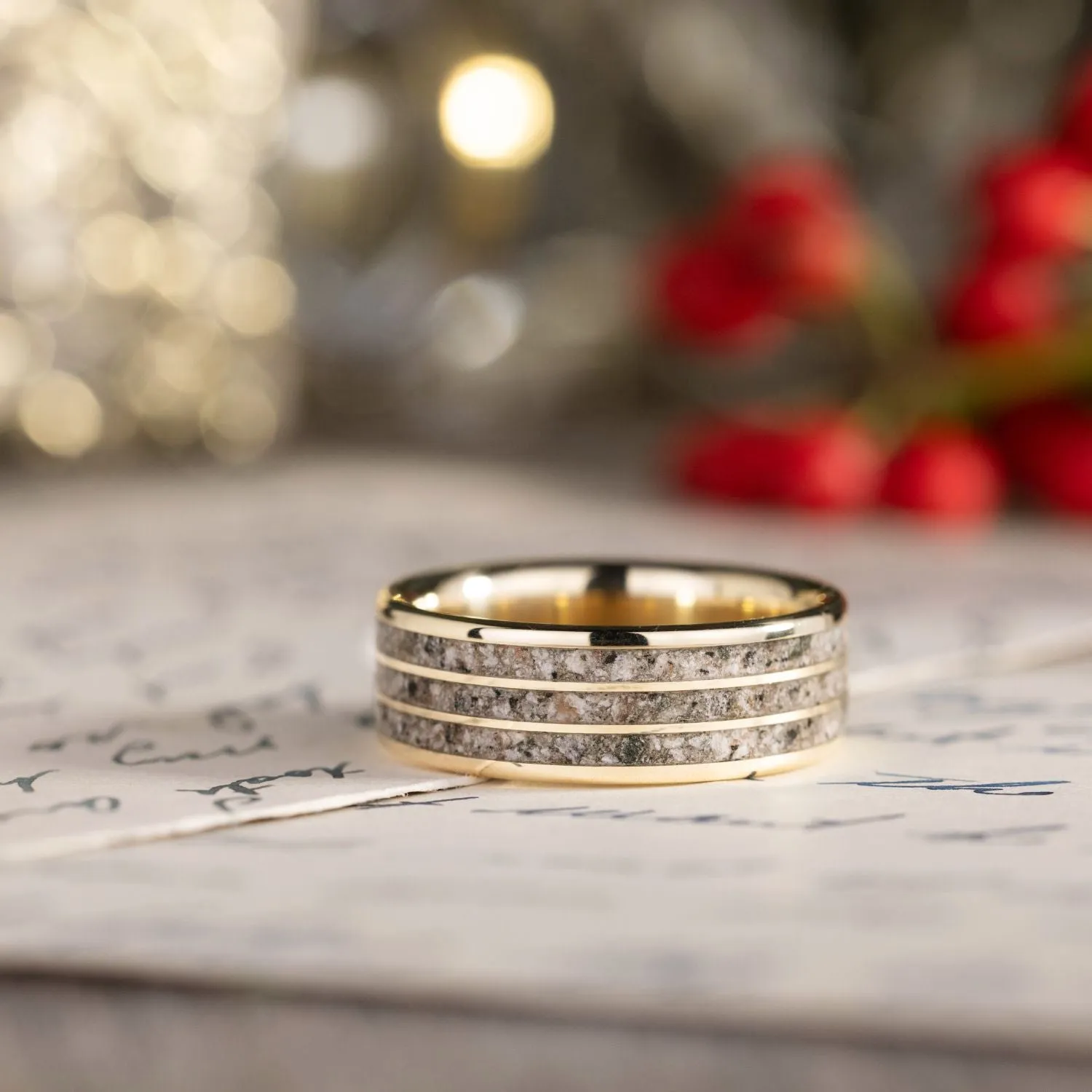 The Lake Superior | Men's Gold Wedding Band with Emberlite