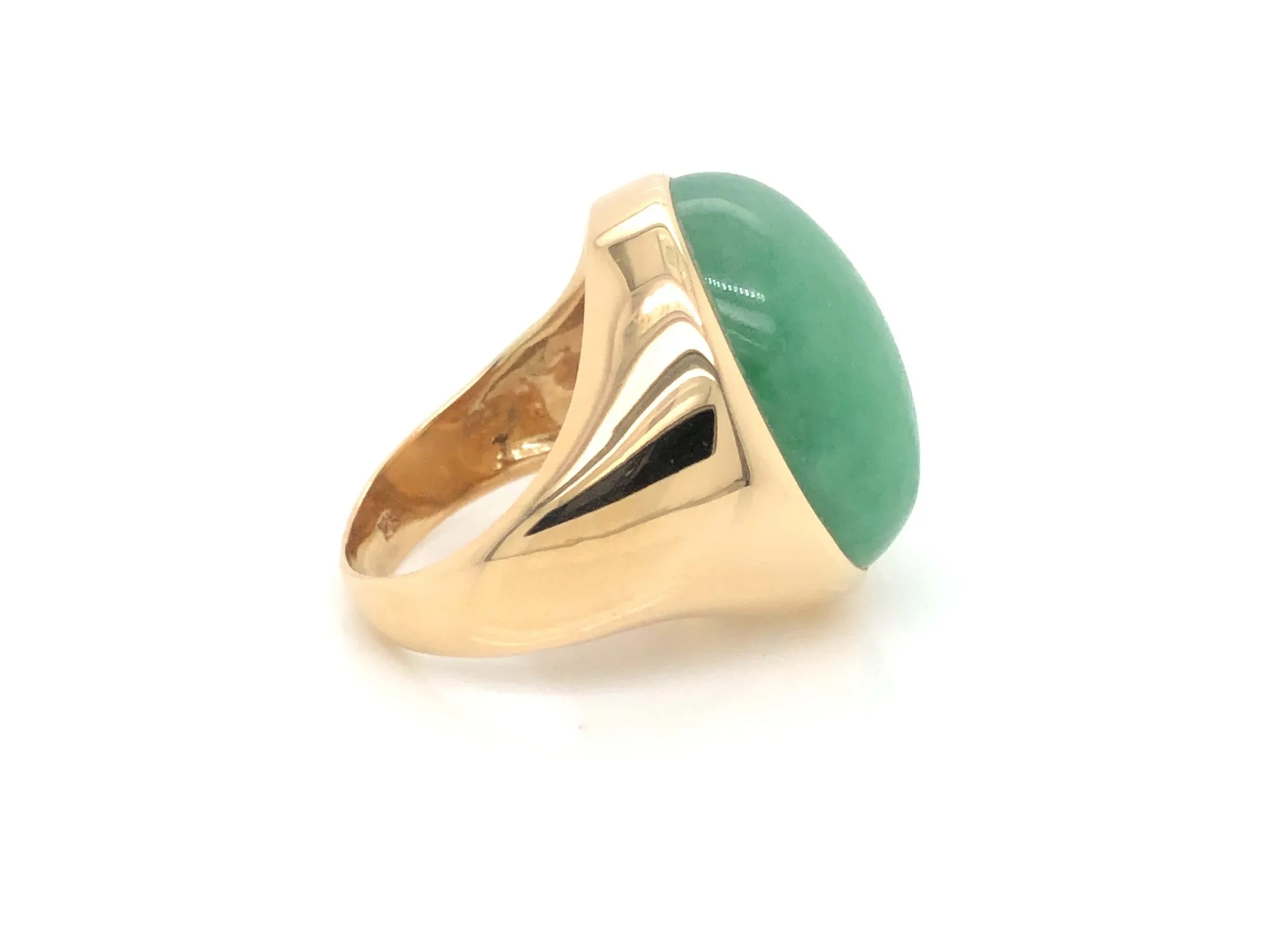 Vintage Men's Large Oval Cabochon Green Jade Ring - 14k Yellow Gold