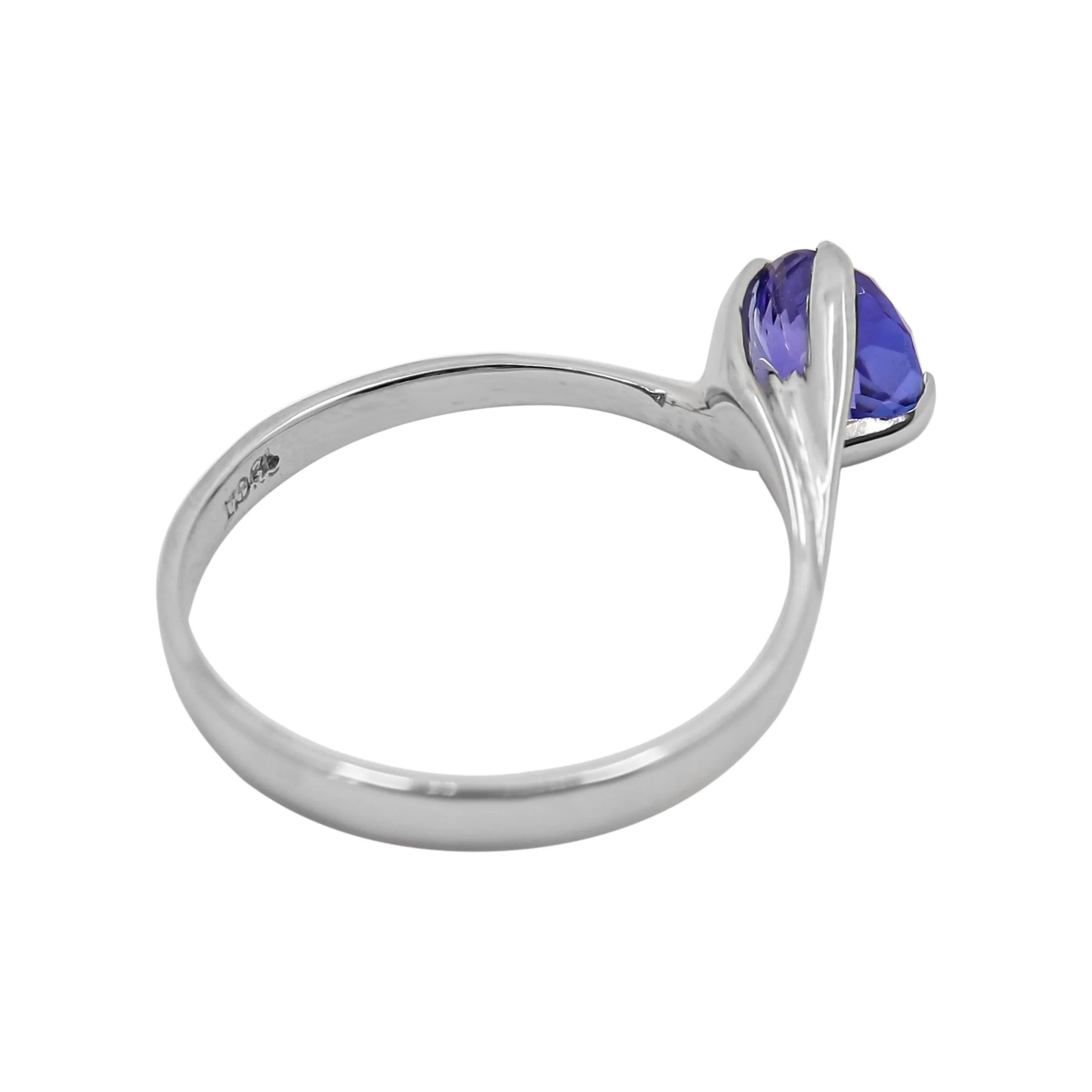 White Gold Tanzanite Solitaire Twisted Ring